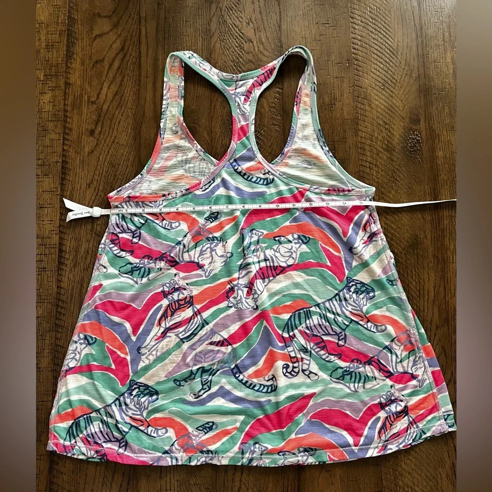 Lilly Pulitzer Racerback tee shirt animal print multi colored size medium - Picture 10 of 14